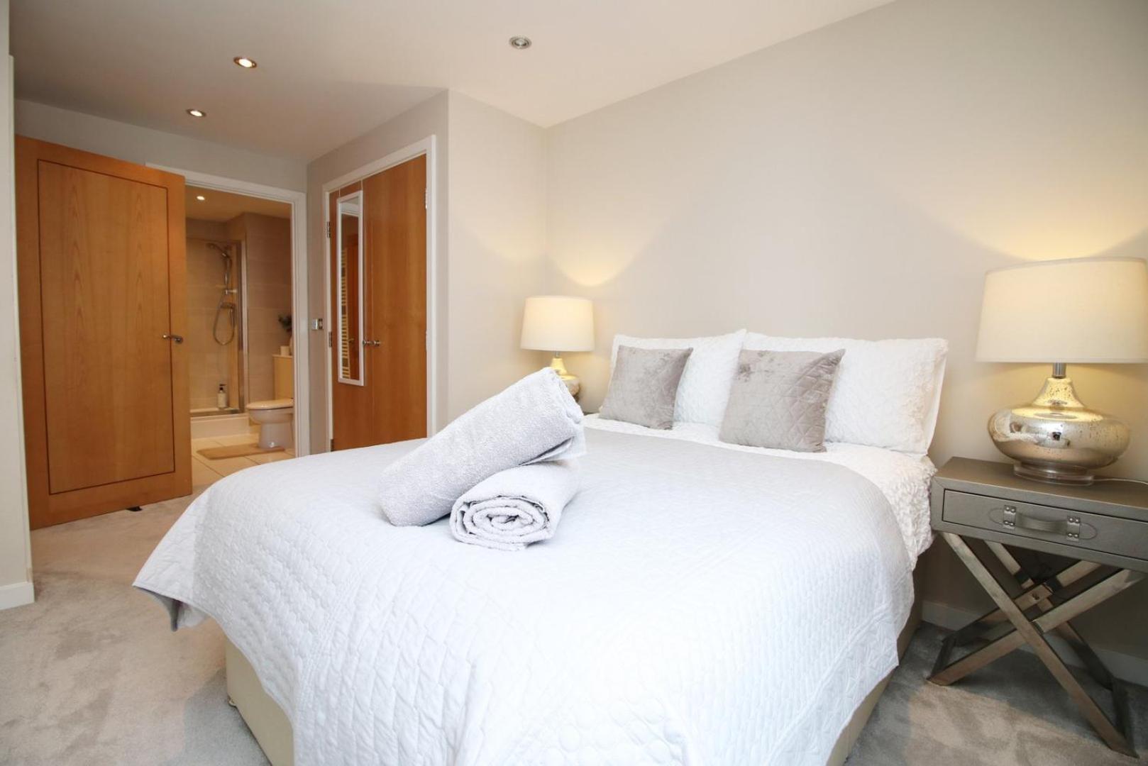 Perfect Getaway In Cardiff Marina Apartman Kültér fotó