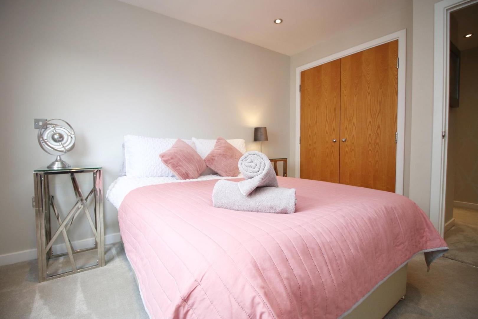 Perfect Getaway In Cardiff Marina Apartman Kültér fotó